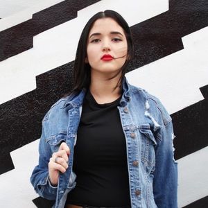 Meet your Posher, Anabel